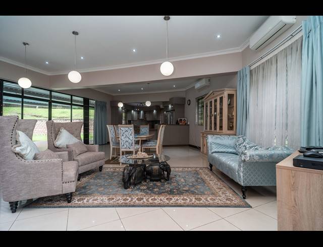 5 BEDROOM HOUSE FOR SALE IN WESTVILLE